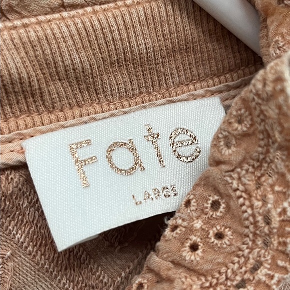 FATE Pink Puff Sleeve Eyelet Top SzL - Picture 2 of 7